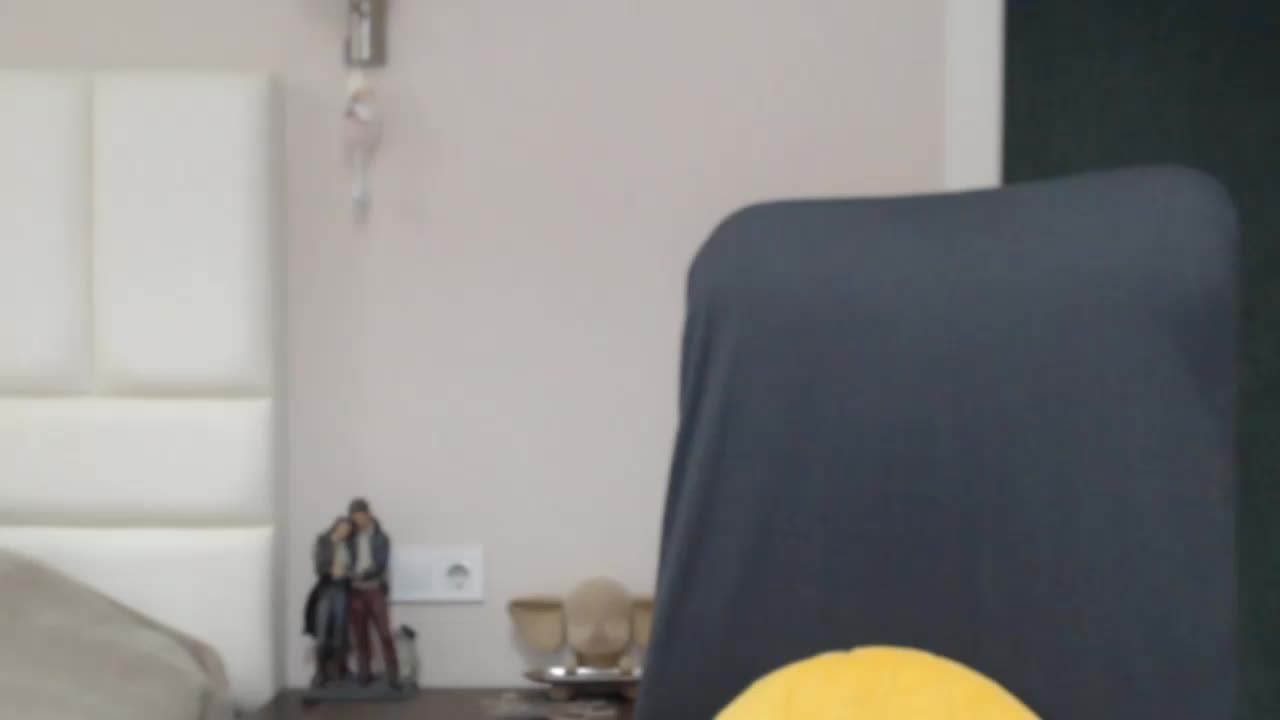 aniutkamau Adult Chat July 25, 2026