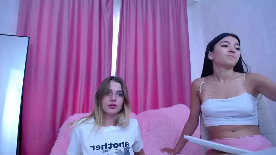 julie_meow246 Adult Chat July 26, 2026