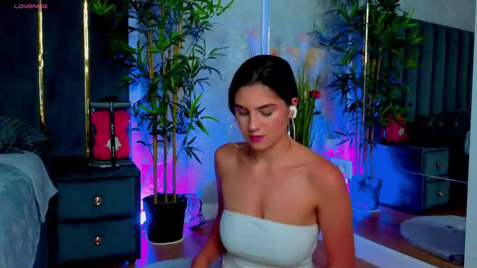 valery_evann Adult Chat July 26, 2026