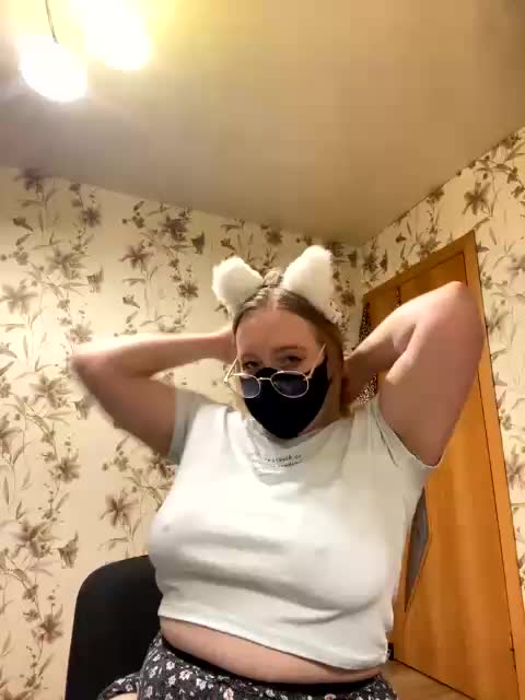 Donut-red Adult Chat July 26, 2026