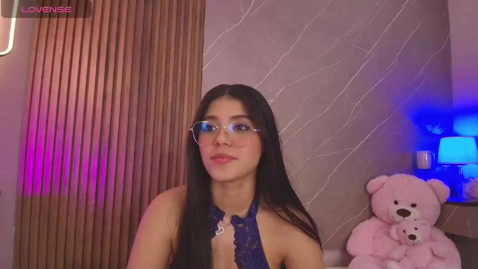 ariana_jhonson11 Adult Chat July 27, 2026