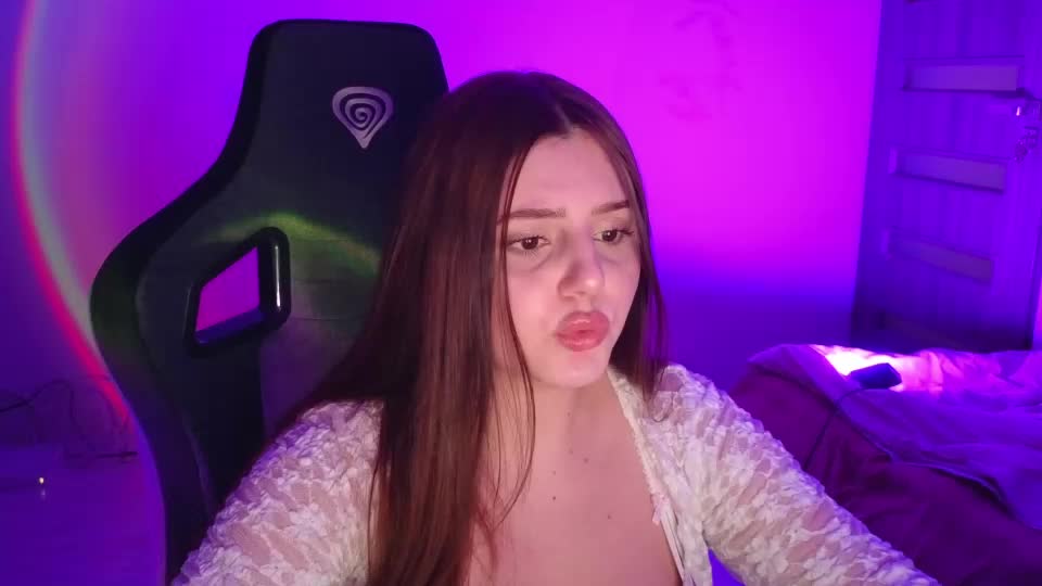 lia_lil Adult Chat July 27, 2026