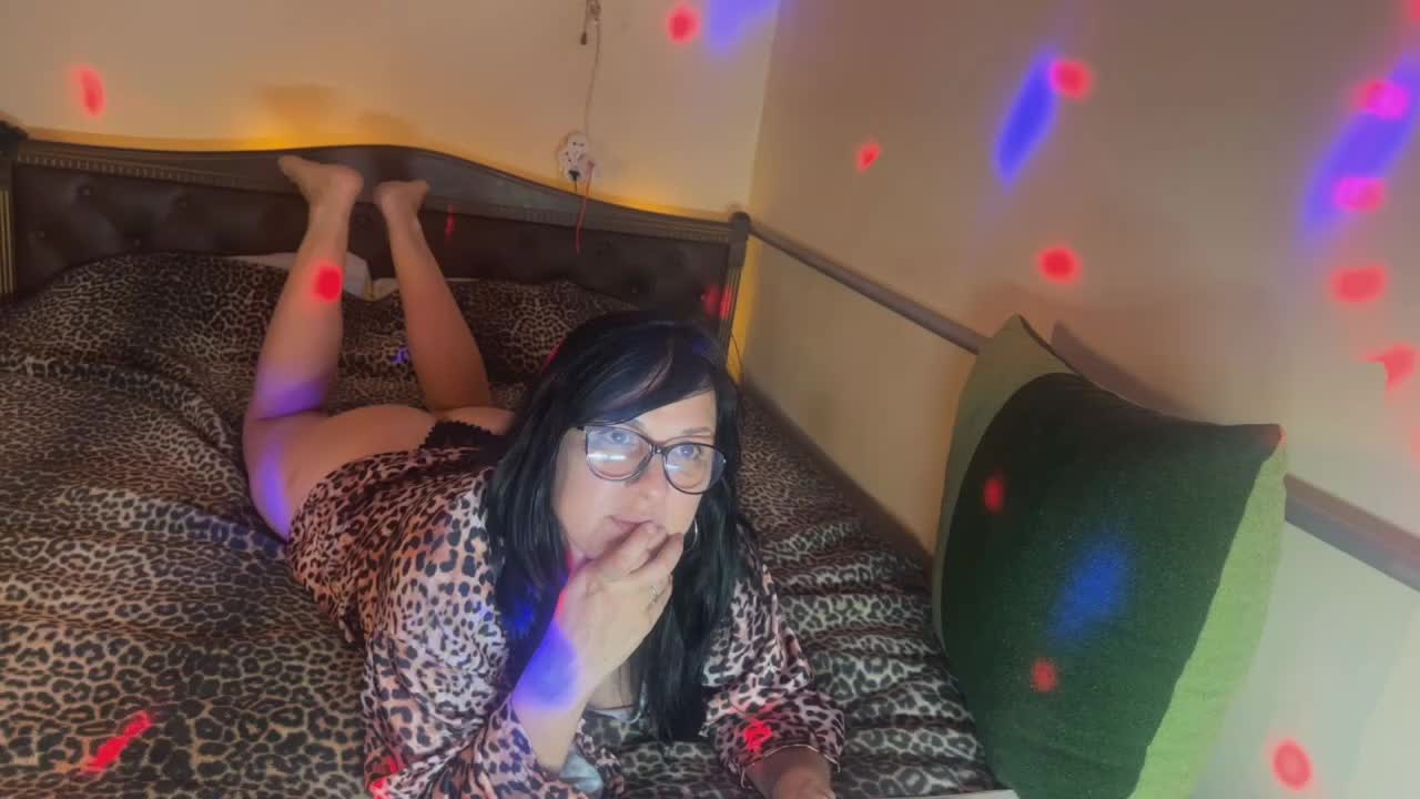 OxiXLove Adult Chat July 26, 2026