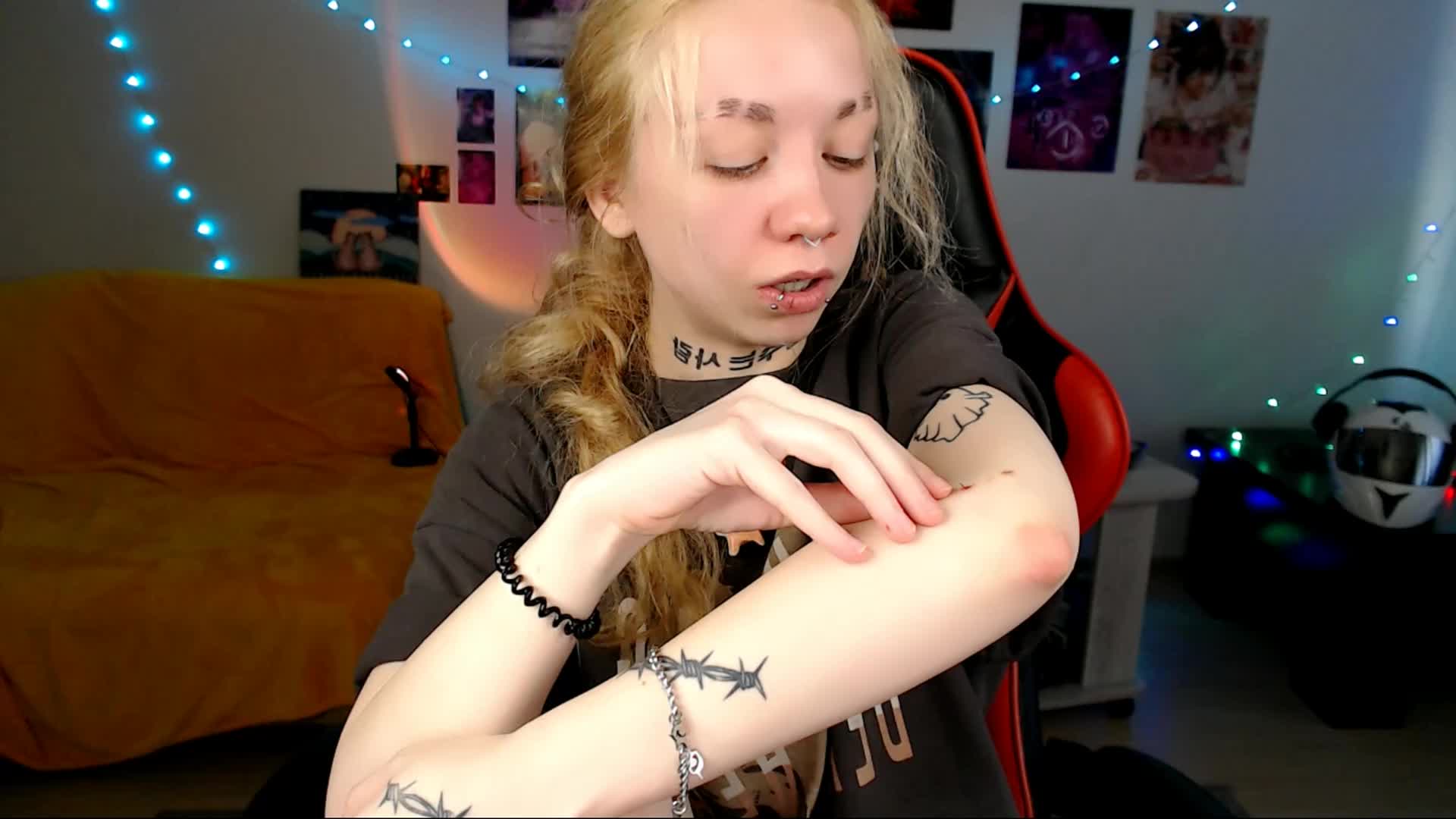 Nica-Kawaii Adult Chat July 27, 2026
