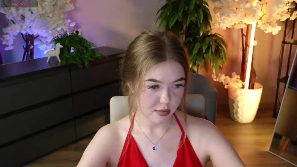 _liilcrystal_ Adult Chat July 27, 2026