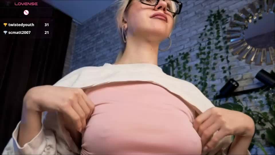 angel_tessa Adult Chat July 27, 2026