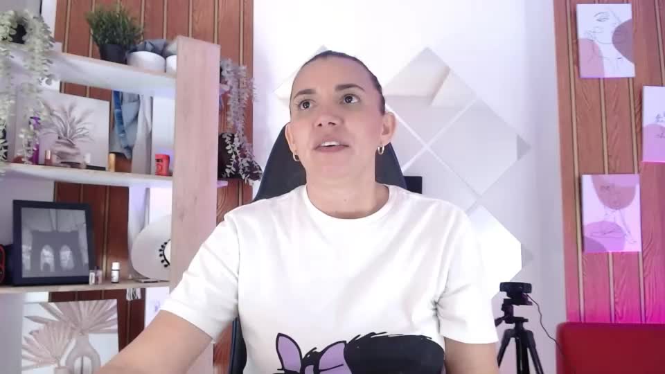 milfsecret69 Adult Chat July 27, 2026