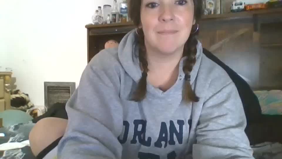 shymilf535 Adult Chat July 27, 2026
