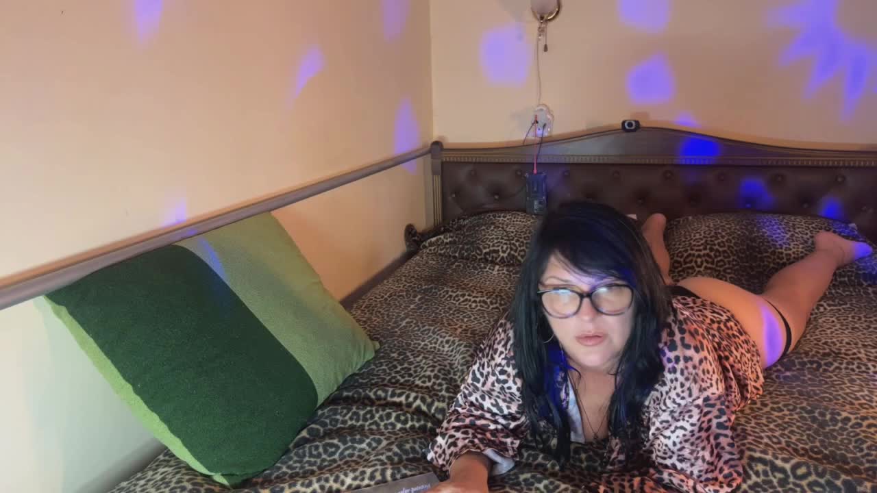 OxiXLove Adult Chat July 27, 2026