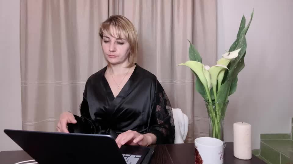 crystalfever_ Adult Chat July 28, 2026