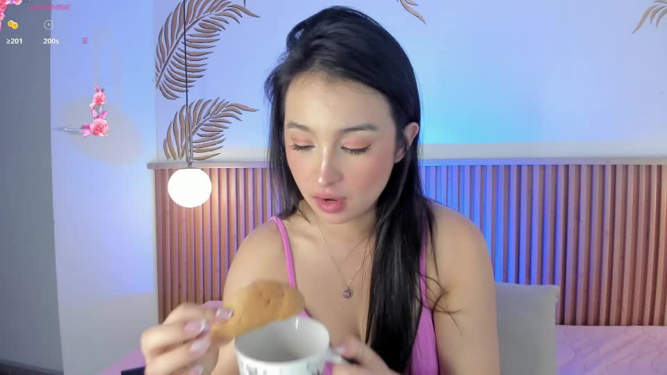 valleriie_ Adult Chat July 27, 2026