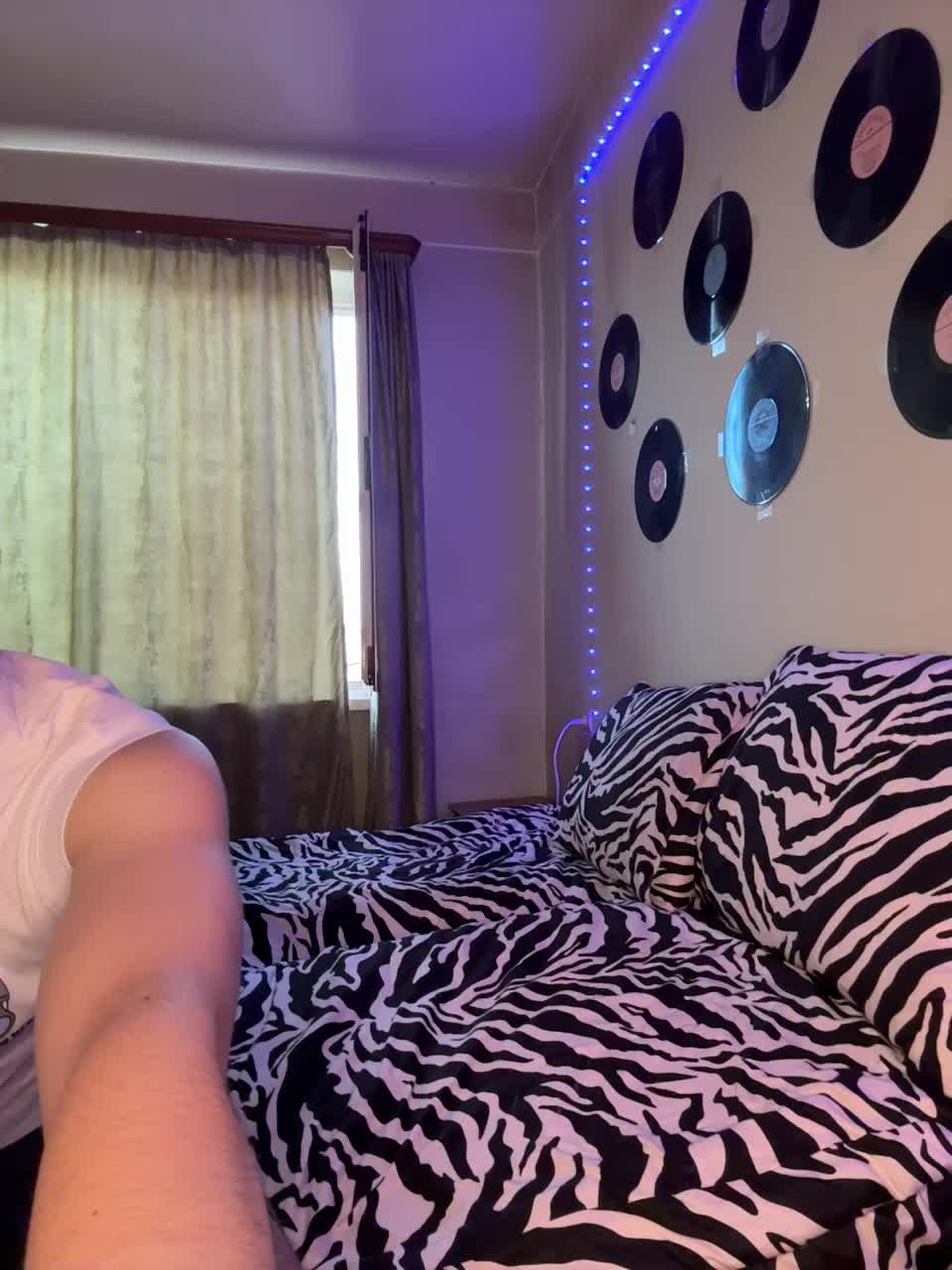 SweetVenomX Adult Chat July 28, 2026