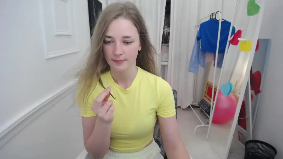 bree_sky Adult Chat July 28, 2026