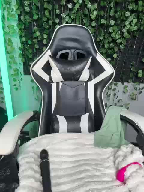 Eva_Kit Adult Chat July 28, 2026