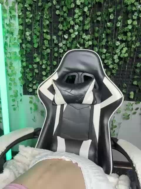 Eva_Kit Adult Chat July 28, 2026