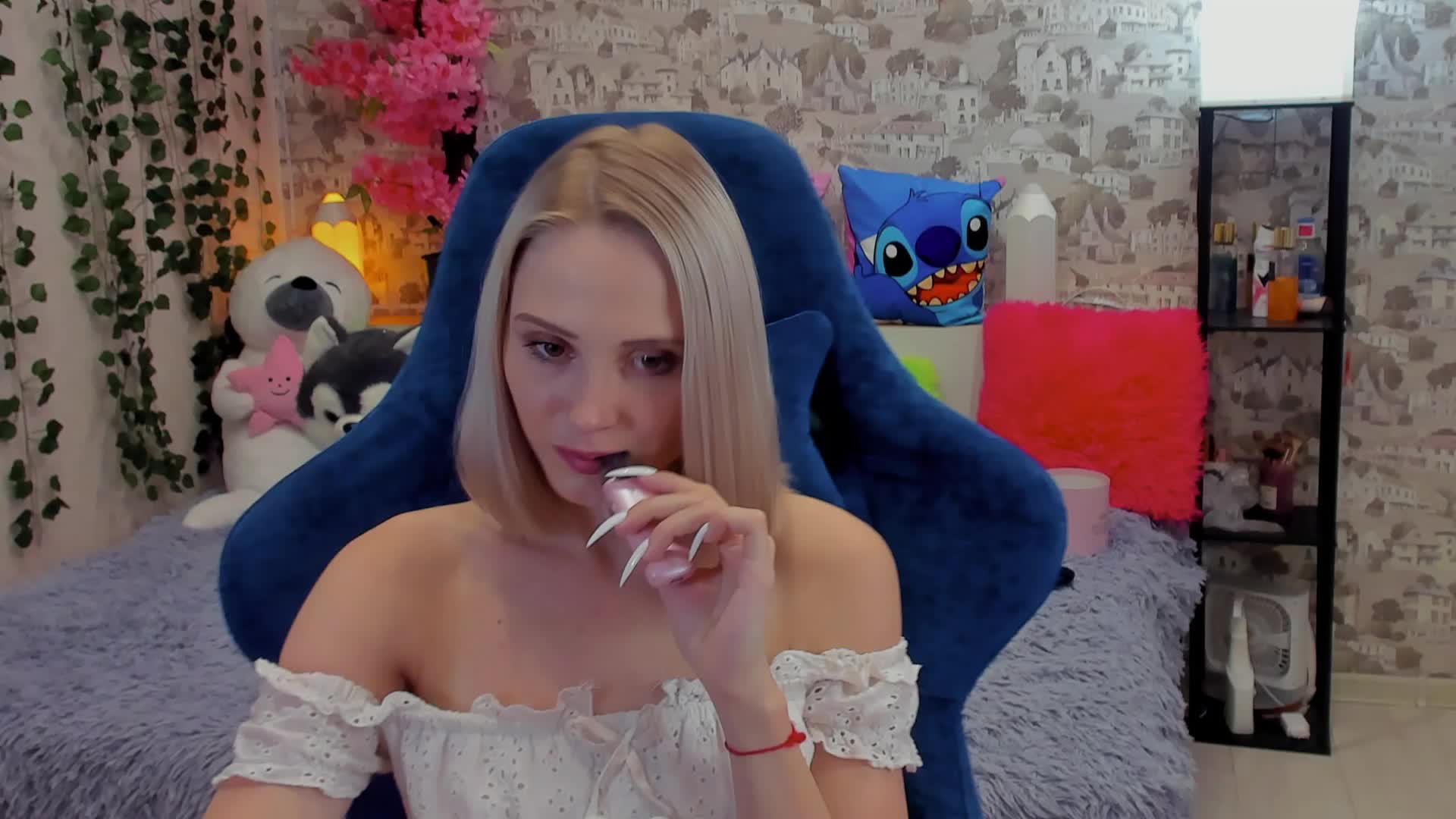 GinaGinaLove Adult Chat July 28, 2026