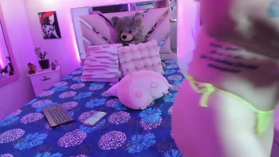 karly_moonn Adult Chat July 29, 2026