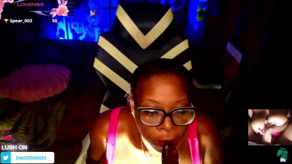 theecaramelgodddess Adult Chat July 29, 2026