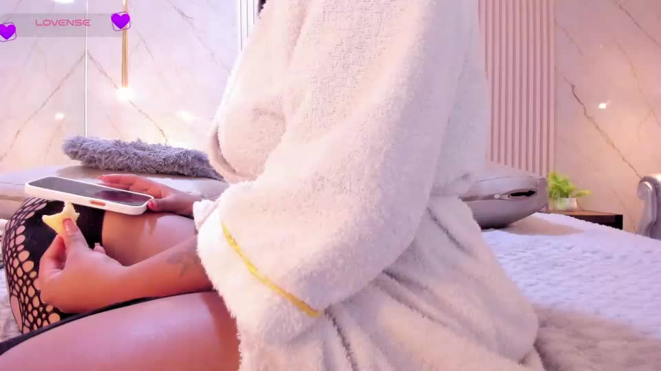 luna_taylorss Adult Chat July 29, 2026