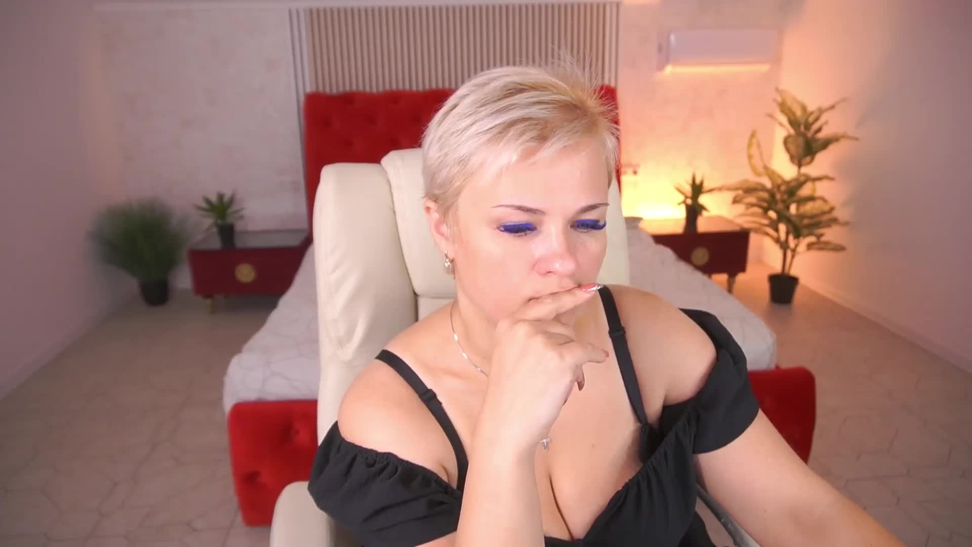 CrystalVibe Adult Chat July 30, 2026