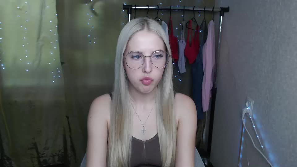 sweet_amelia03 Adult Chat July 30, 2026