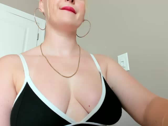 Adellebunny Adult Chat July 29, 2026