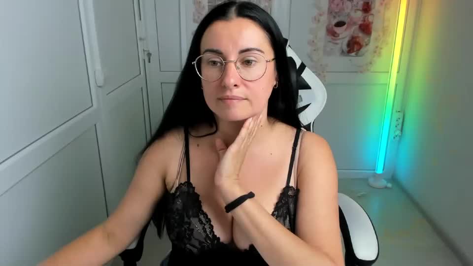 lucyycharm Adult Chat July 30, 2026