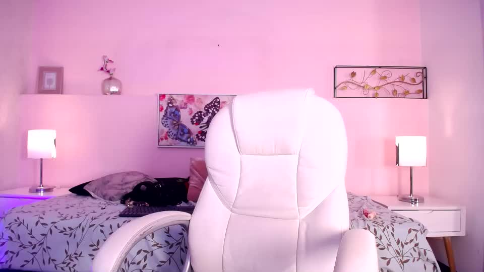 nataliaa23 Adult Chat July 30, 2026