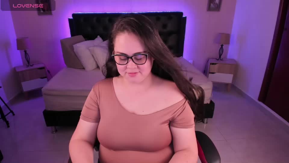 _oliviajoness Adult Chat July 30, 2026
