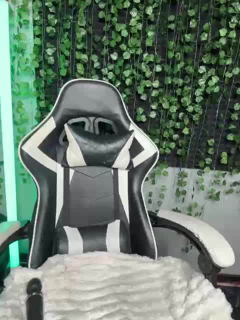 Eva_Kit Adult Chat July 30, 2026