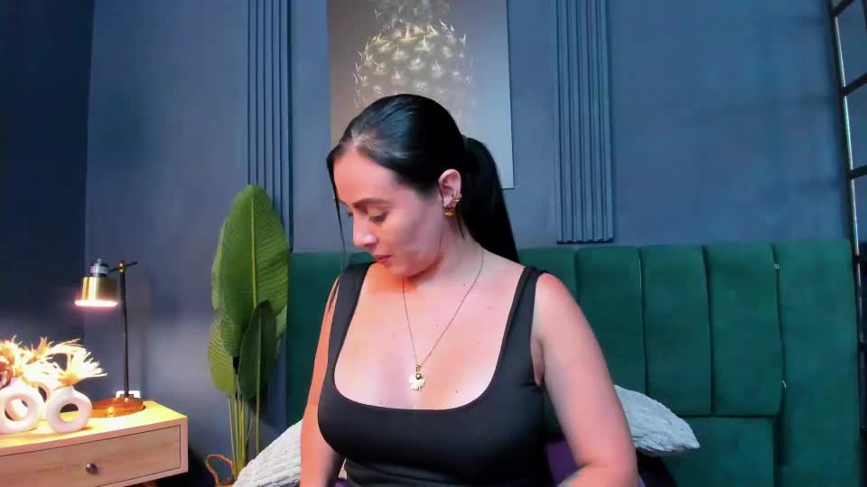 scarlet_edwars Adult Chat July 30, 2026