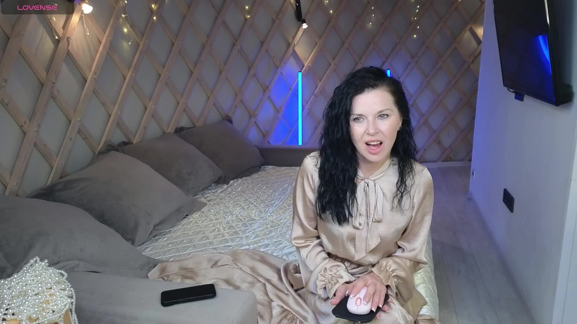 LinaaJoy Adult Chat July 30, 2026