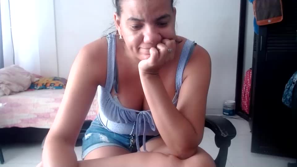 ariannaloovel Adult Chat July 30, 2026