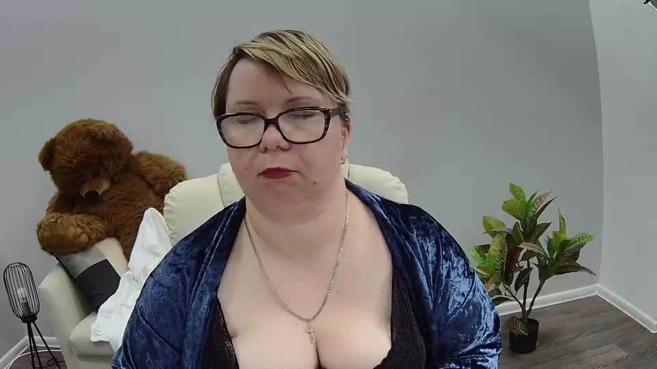 bonnnyboobsy Adult Chat July 31, 2026