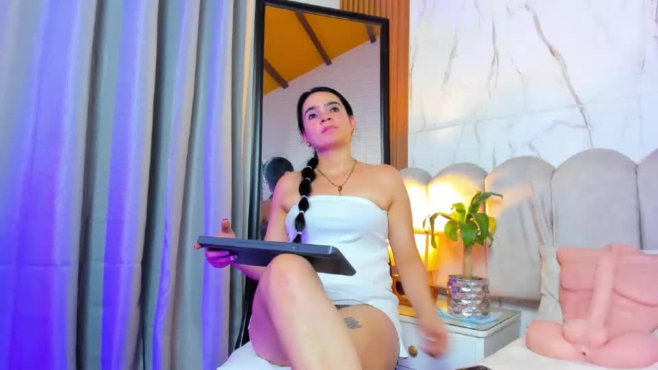 samantha_fiire Adult Chat July 31, 2026
