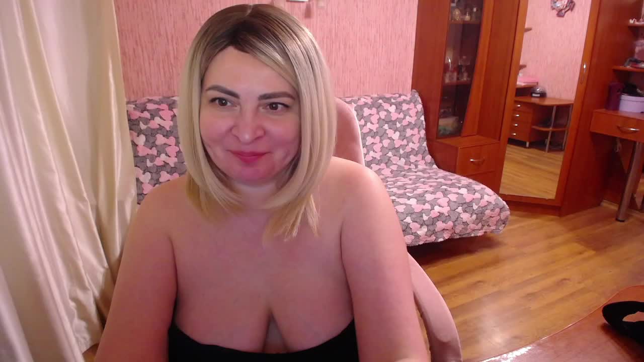 -MeowMeow- Adult Chat July 31, 2026