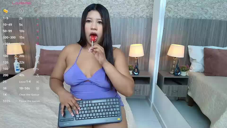 ayleen_collins Adult Chat July 31, 2026
