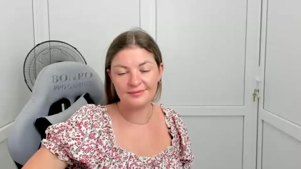 madison_smile Adult Chat July 31, 2026