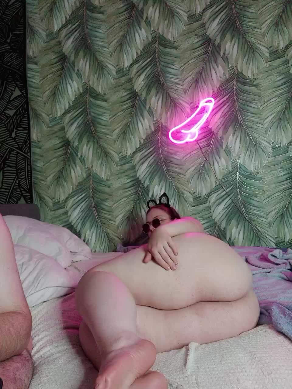 Red-rooms Adult Chat August 1, 2026