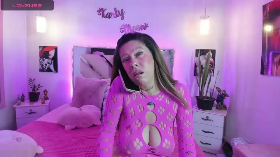 karly_moonn Adult Chat July 31, 2026