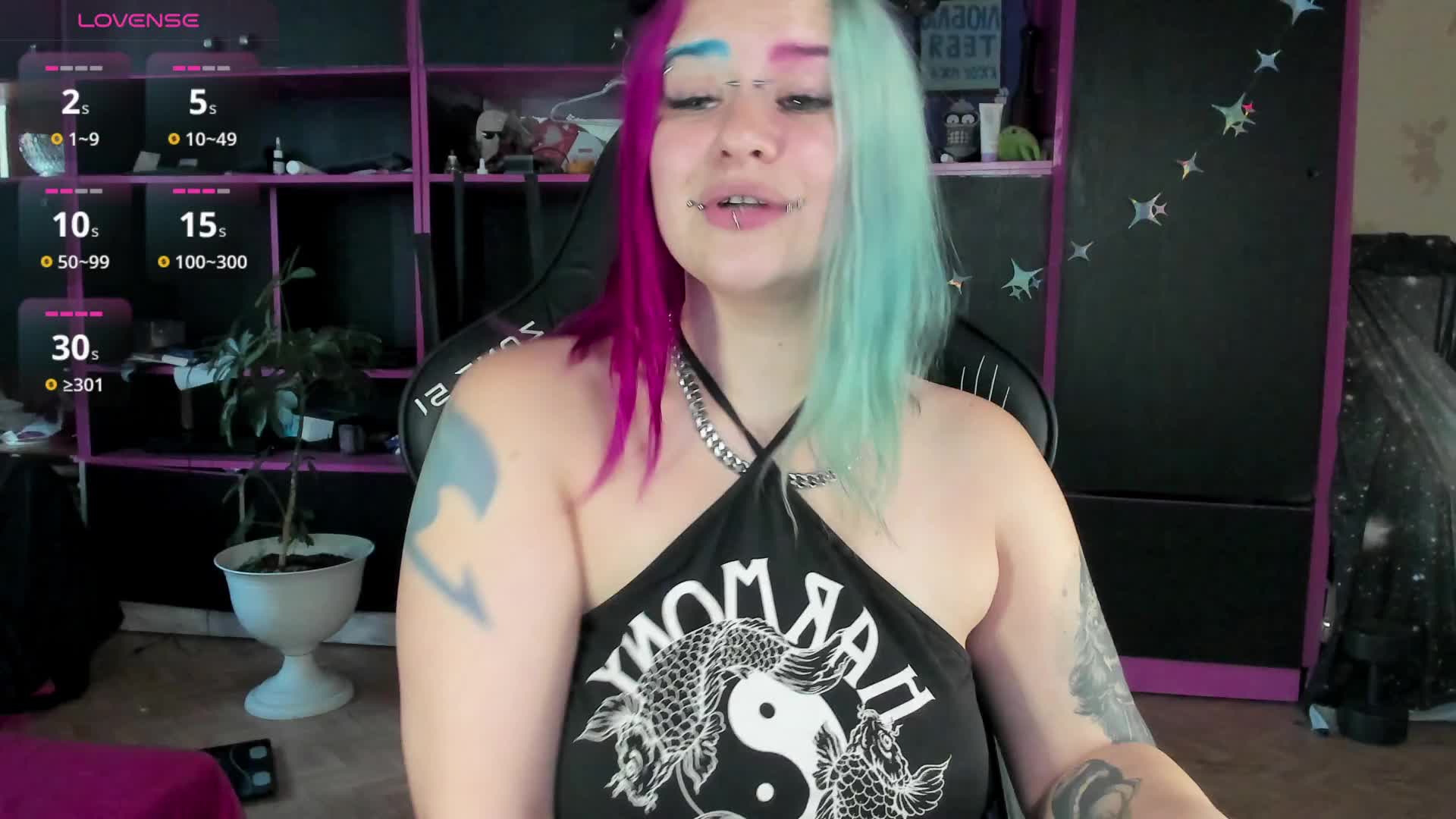 Neon-Baddie Adult Chat August 1, 2026