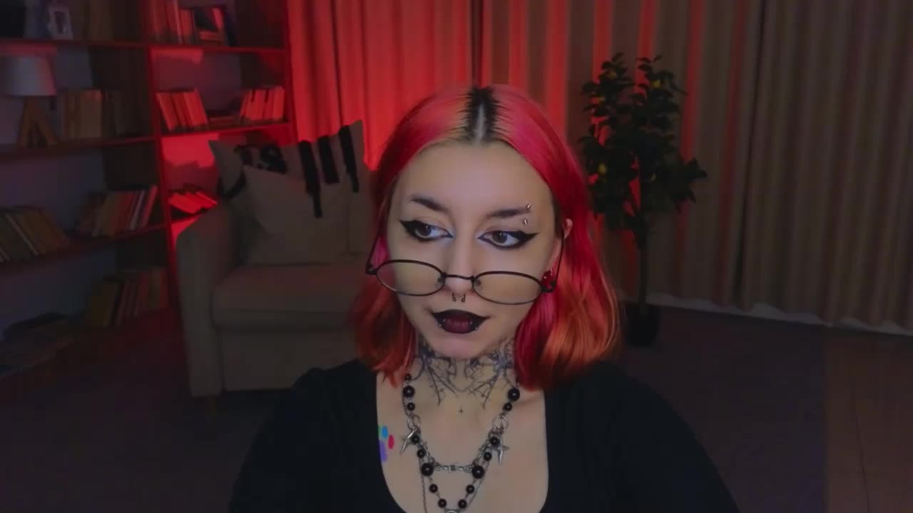 MistressMarcelline Adult Chat August 1, 2026