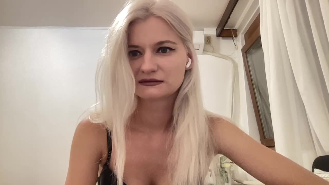 OnikaLove Adult Chat August 1, 2026
