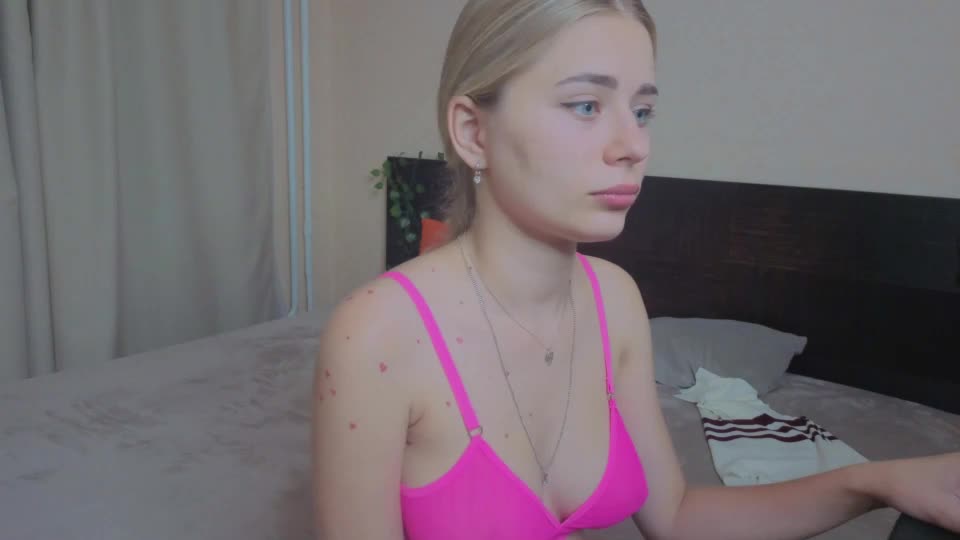 hot_kittie_hot Adult Chat August 2, 2026