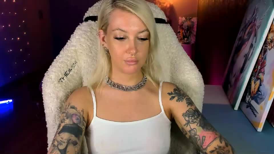 tykioty_miley Adult Chat August 2, 2026