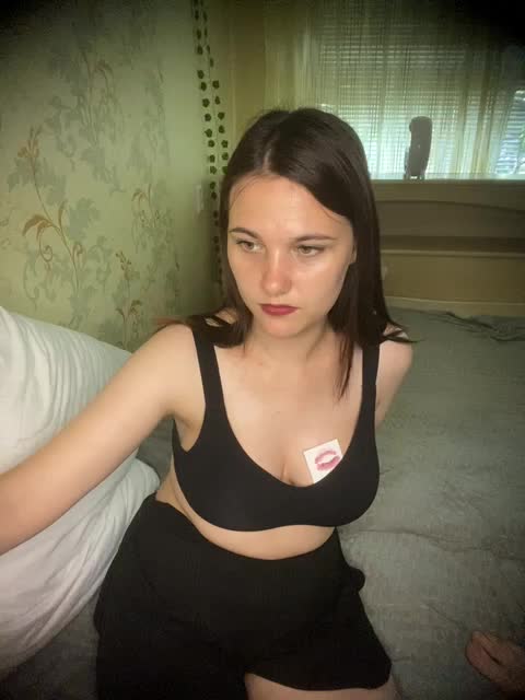 ohyet-kiss Adult Chat August 1, 2026