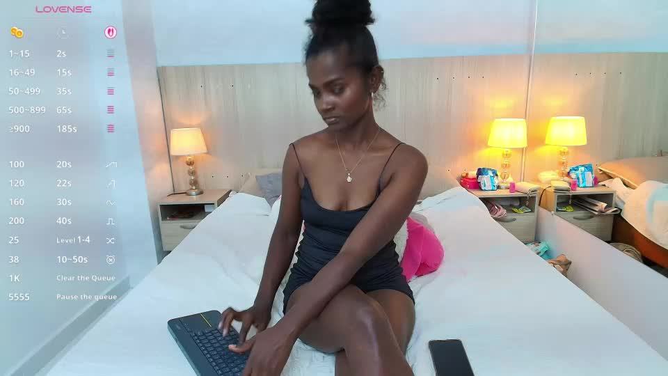 mara_sinclair Adult Chat August 2, 2026