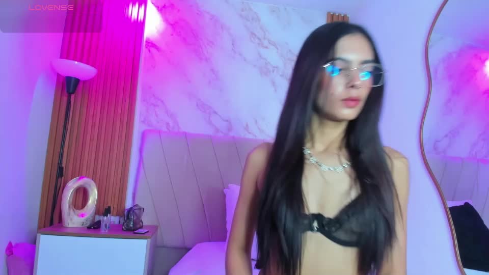 j_belle_ Adult Chat August 2, 2026