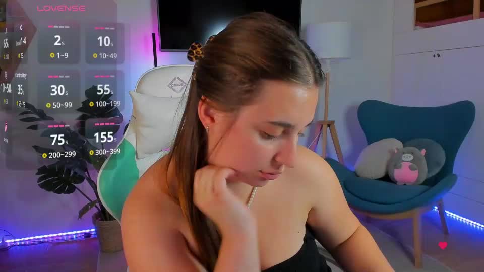 nicole_de_lux Adult Chat August 2, 2026