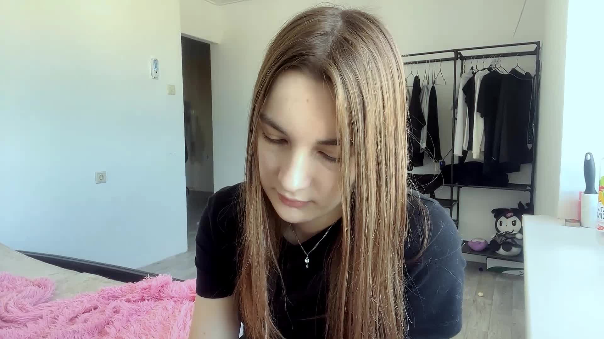 EveliaShimaoka Adult Chat August 2, 2026